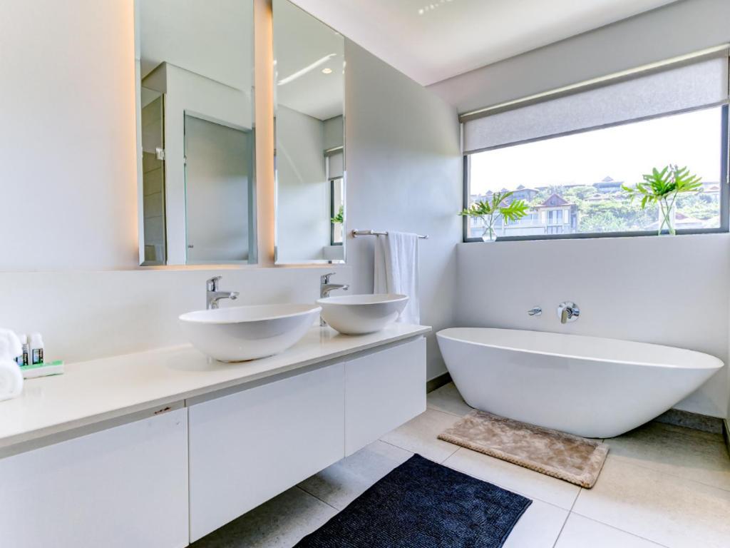 Oceans Edge 23, Zimbali Estate By Euphoric Leisure * Ballito