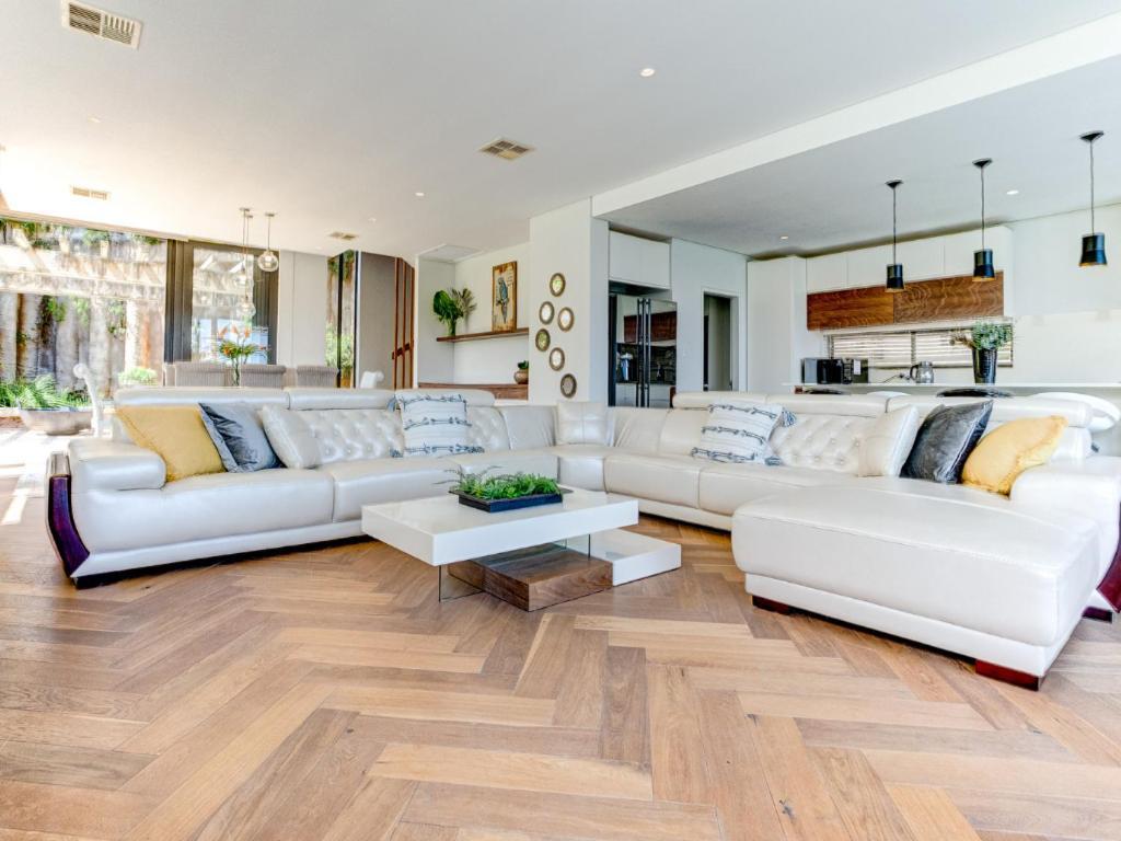 Apartment Oceans Edge 23, Zimbali Estate By Euphoric Leisure